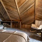 Mountain Shelter Salamandra