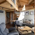 Chalet Mountain Shelter Salamandra *