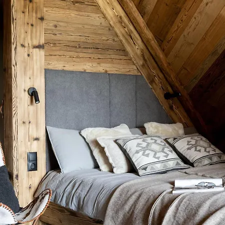 Mountain Shelter Salamandra Chalet *