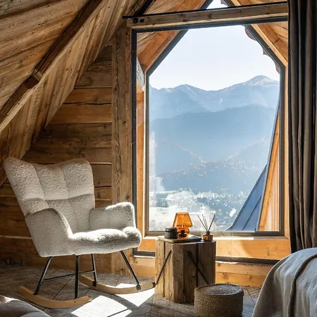 Chalet Mountain Shelter Salamandra