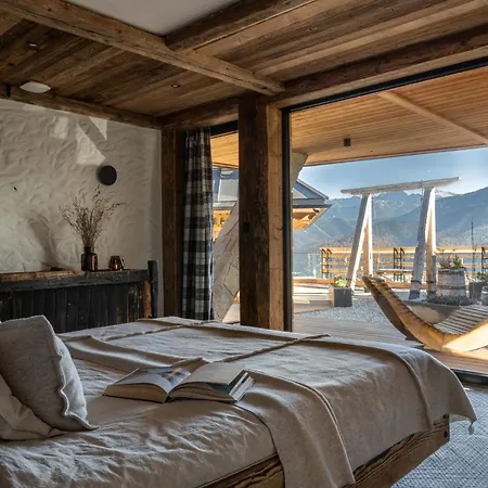 Mountain Shelter Salamandra * Косцелиско